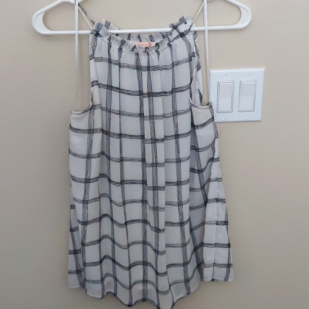 High neck tank top